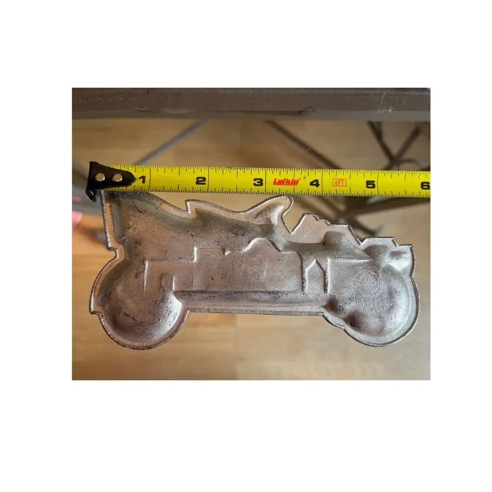 Vintage Horn’s Cars Of Yesteryear Auto Show Silver Plated Jalopy Souvenir Tray